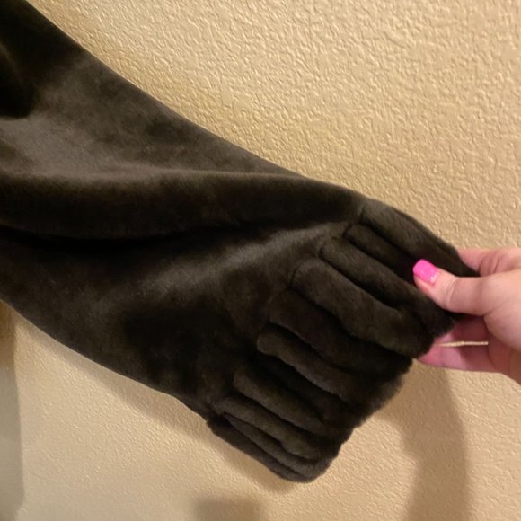 1X Pamela McCoy Faux Fur Shawl Hood Button Collar Fully Lined Black Coat - Picture 6 of 7